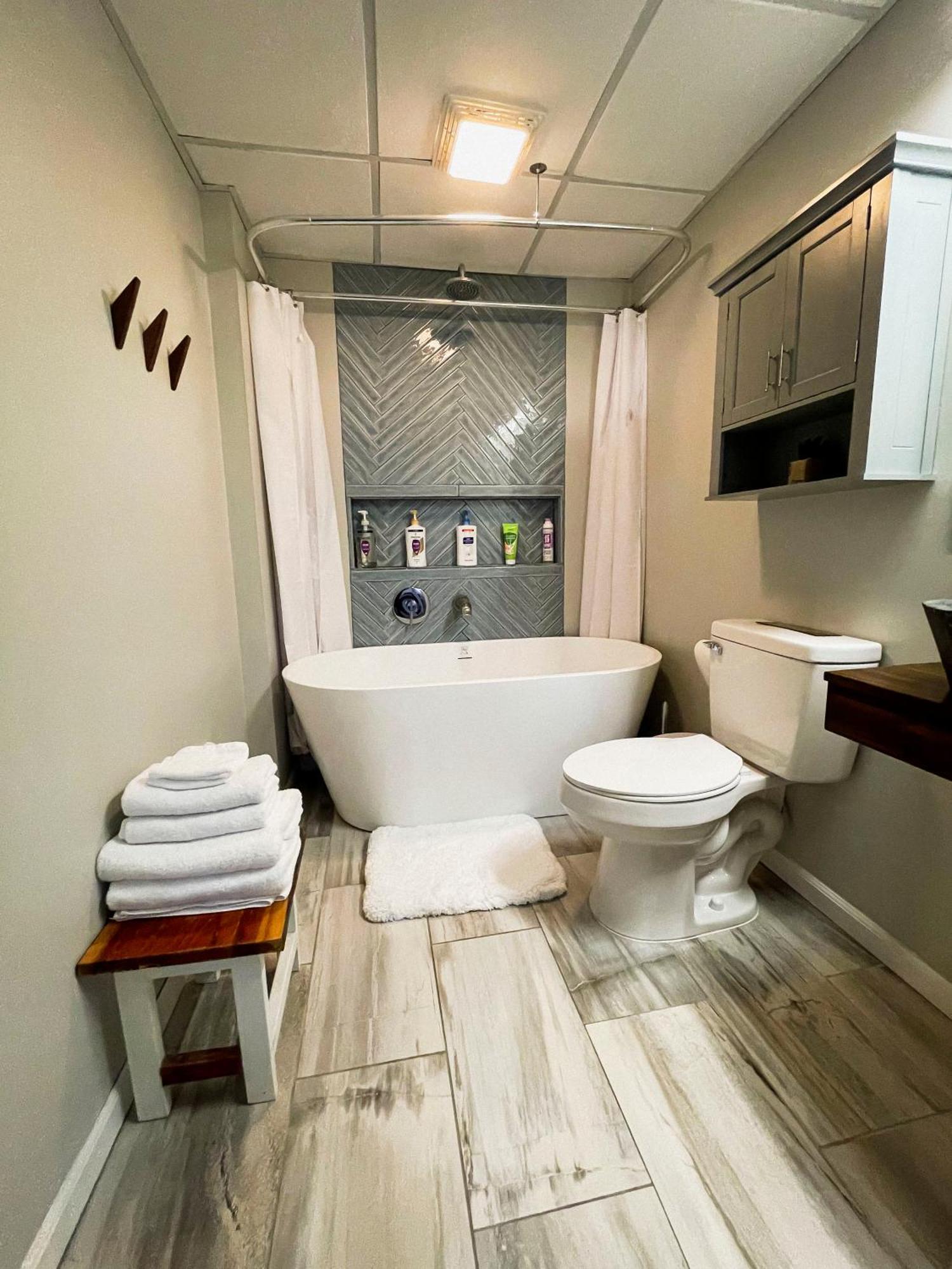 Finn'S Hideaway -Modern Family River Home Keokuk Екстер'єр фото